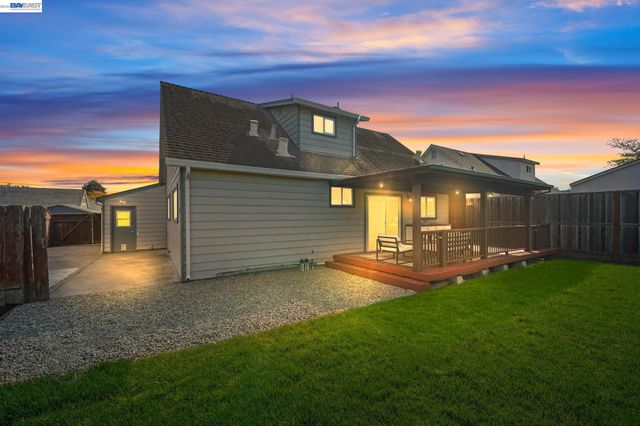 6137 Bennington Dr, Newark, CA 94560