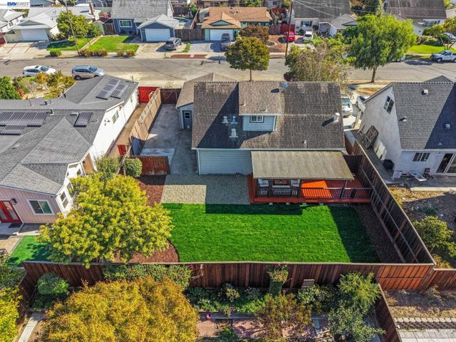 6137 Bennington Dr, Newark, CA 94560