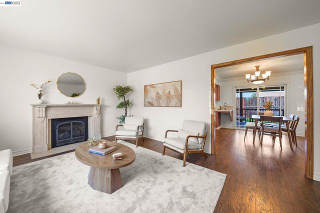 6137 Bennington Dr, Newark, CA 94560