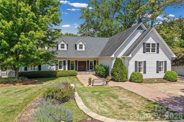 2064 Eakle Drive, Rock Hill, SC 29732