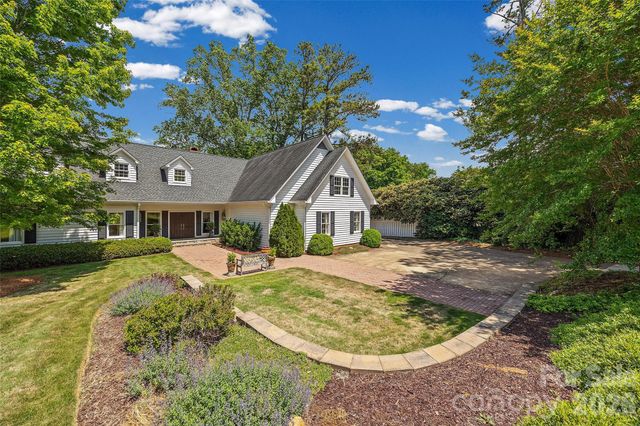 2064 Eakle Drive, Rock Hill, SC 29732