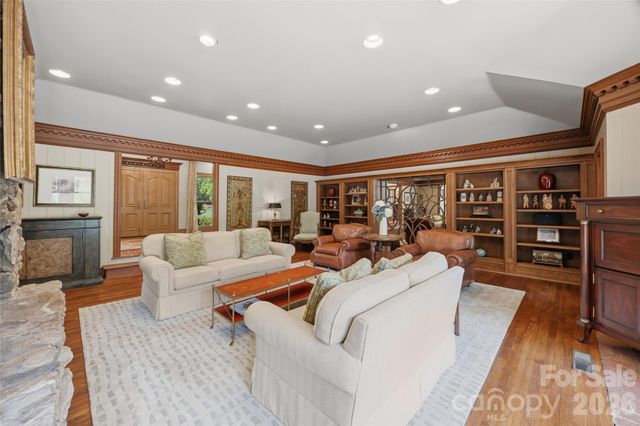 2064 Eakle Drive, Rock Hill, SC 29732