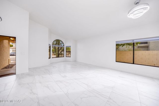 12461 N Granville Canyon Way, Oro Valley, AZ 85755