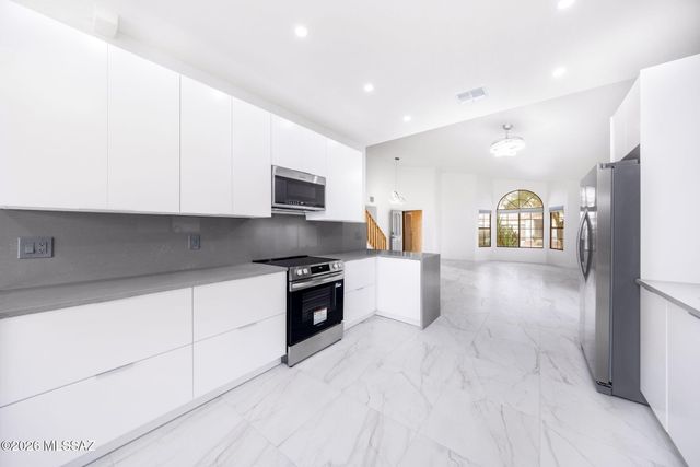 12461 N Granville Canyon Way, Oro Valley, AZ 85755