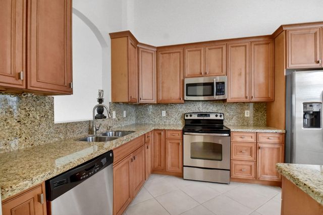 15239 Ixora Road, Delray Beach, FL 33484