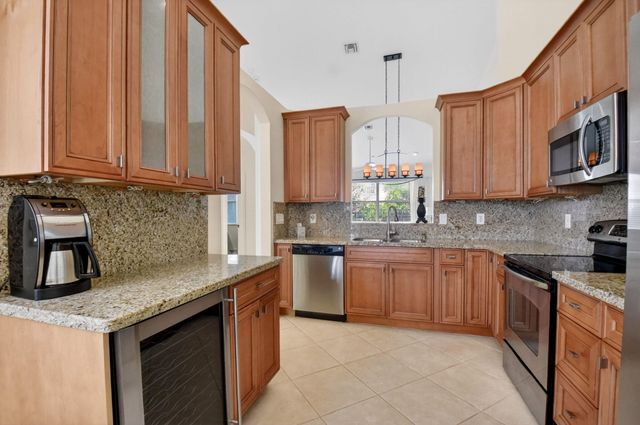 15239 Ixora Road, Delray Beach, FL 33484