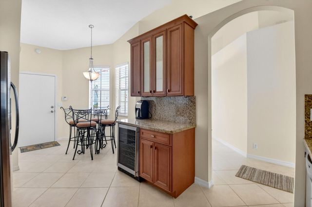 15239 Ixora Road, Delray Beach, FL 33484