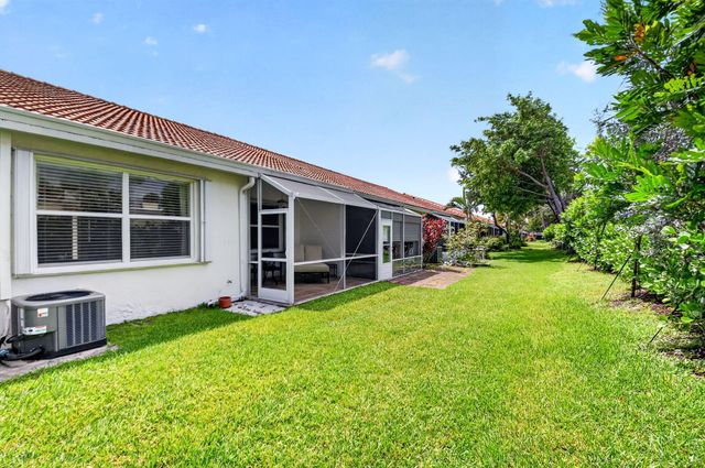 15239 Ixora Road, Delray Beach, FL 33484