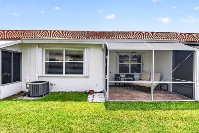 15239 Ixora Road, Delray Beach, FL 33484