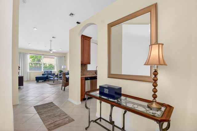 15239 Ixora Road, Delray Beach, FL 33484