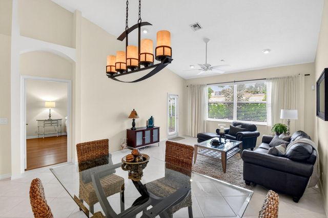 15239 Ixora Road, Delray Beach, FL 33484