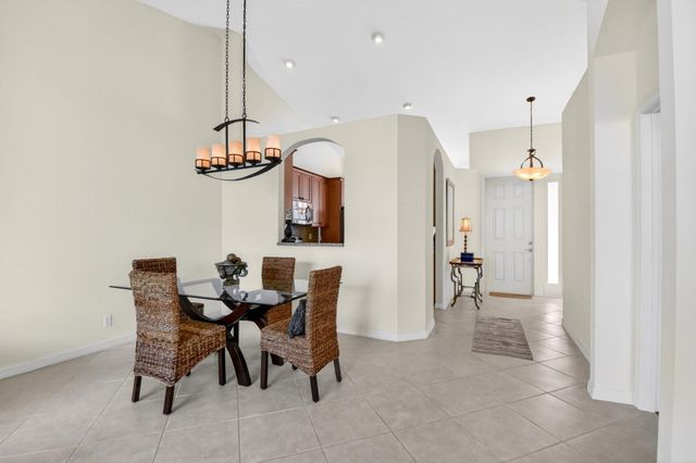 15239 Ixora Road, Delray Beach, FL 33484