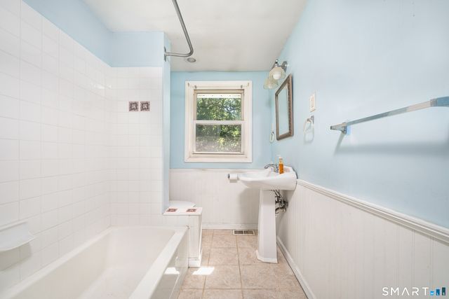 20 Geromin Drive, Haddam, CT 06441