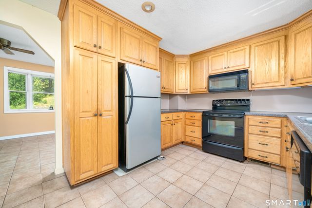 20 Geromin Drive, Haddam, CT 06441