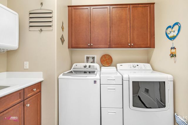 6100 Lassen Ridge Road, Bakersfield, CA 93306