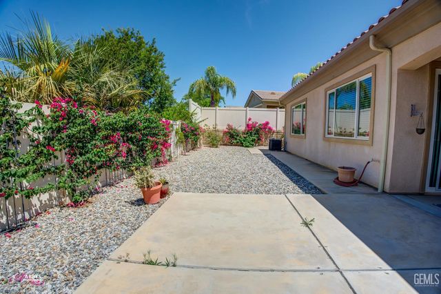 6100 Lassen Ridge Road, Bakersfield, CA 93306