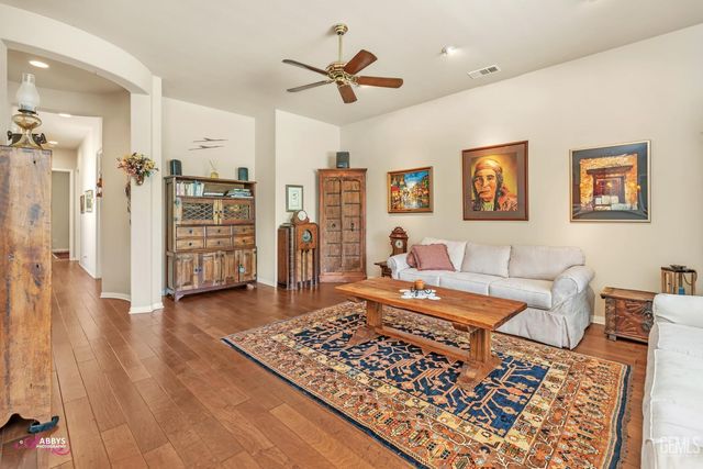 6100 Lassen Ridge Road, Bakersfield, CA 93306