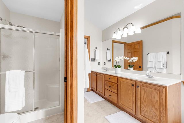 3950 Royal Oaks DRIVE, Mount Pleasant, WI 53406