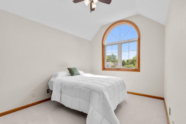 3950 Royal Oaks DRIVE, Mount Pleasant, WI 53406