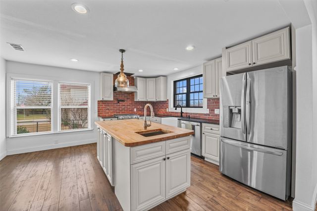 2075 Airport Road, Rockwall, TX 75087