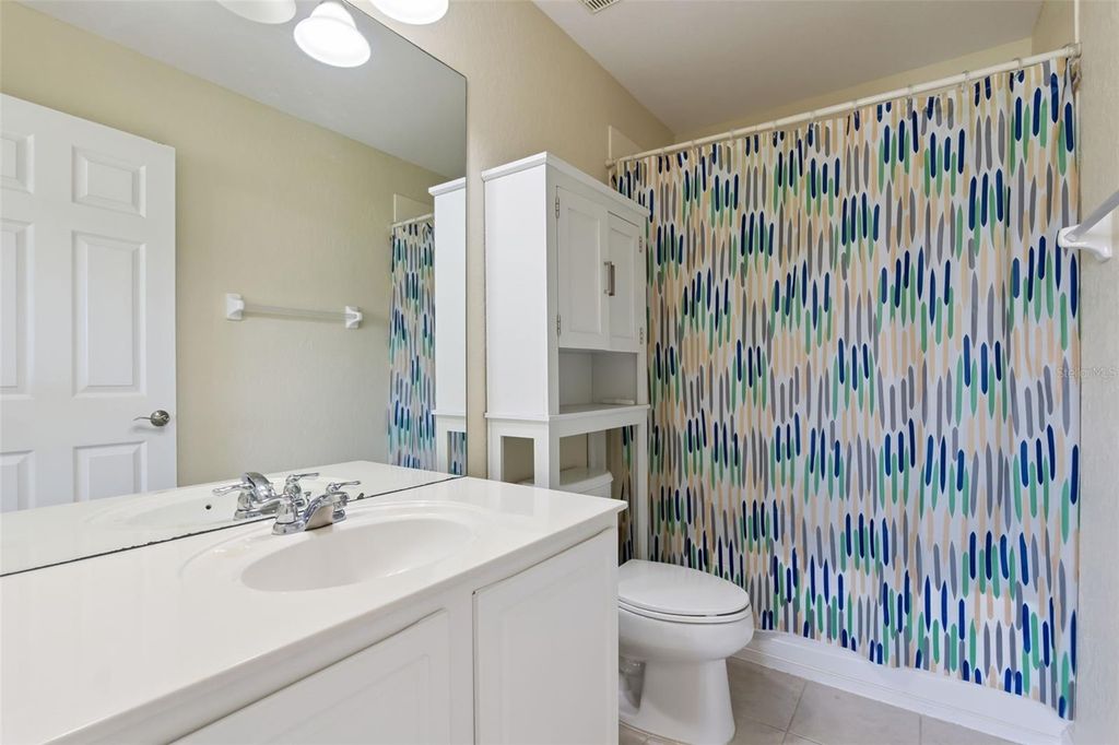 Image 19 of property listing at 1431 SHALLCROSS AVENUE, Orlando, FL 32828