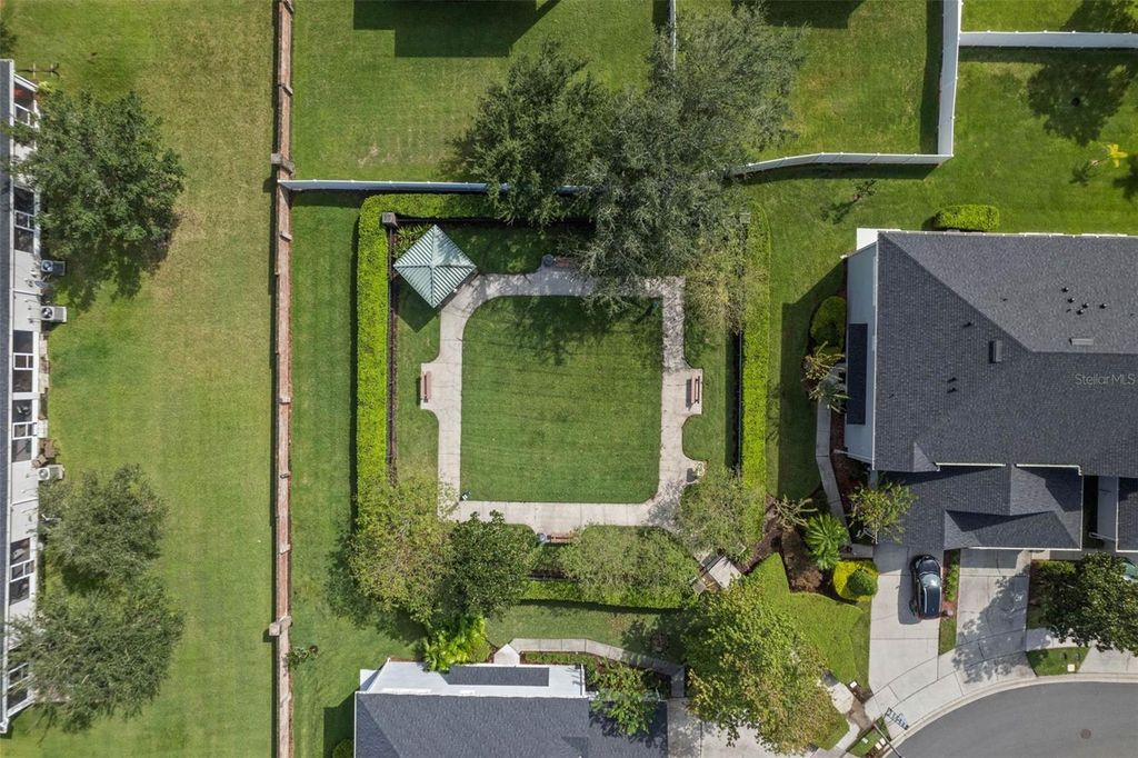 Image 31 of property listing at 1431 SHALLCROSS AVENUE, Orlando, FL 32828