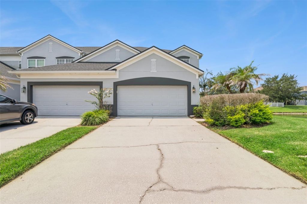 Image 42 of property listing at 1431 SHALLCROSS AVENUE, Orlando, FL 32828