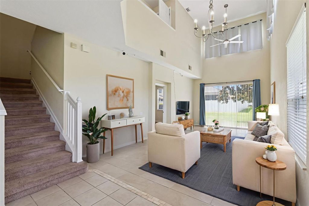 Image 7 of property listing at 1431 SHALLCROSS AVENUE, Orlando, FL 32828