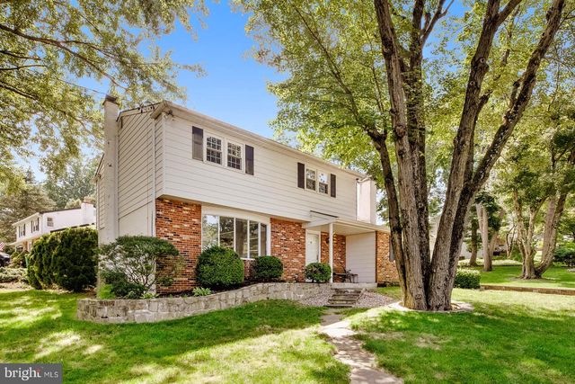 163 N MYRTLEWOOD AVE, Langhorne, PA 19047