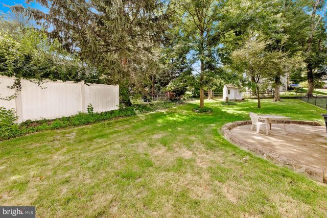 163 N MYRTLEWOOD AVE, Langhorne, PA 19047