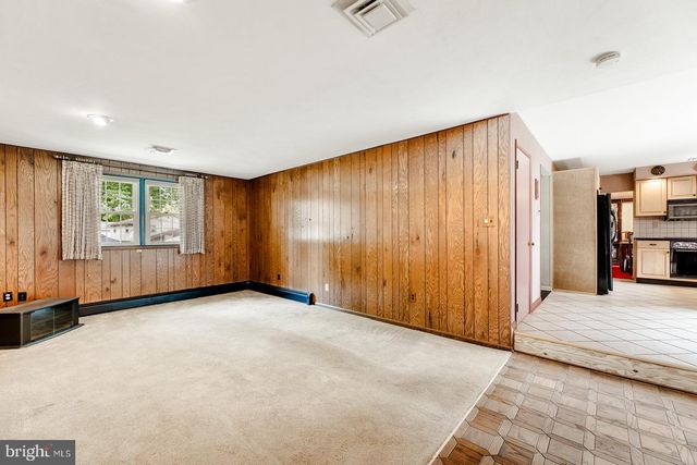163 N MYRTLEWOOD AVE, Langhorne, PA 19047