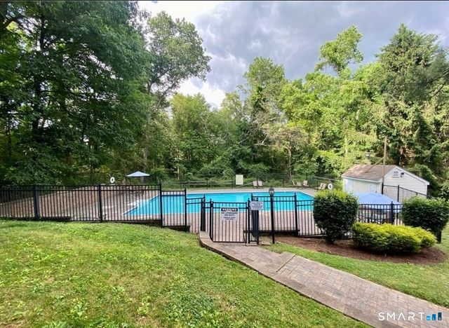 175 Mill Pond Road 106, Hamden, CT 06514