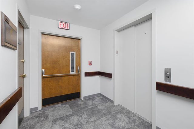 250 Wampanoag Trail 305, East Providence, RI 02914