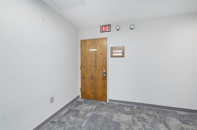 250 Wampanoag Trail 305, East Providence, RI 02914