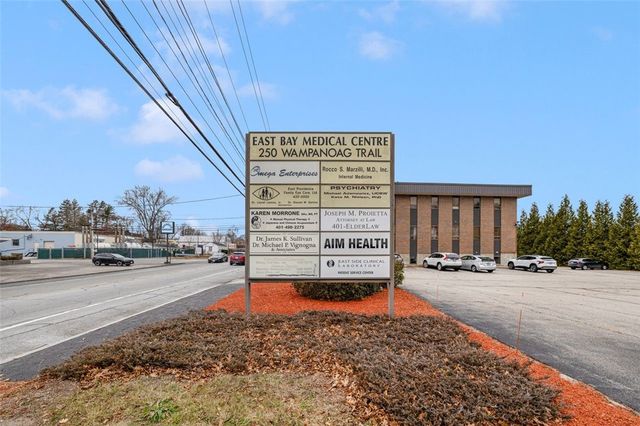 250 Wampanoag Trail 305, East Providence, RI 02914