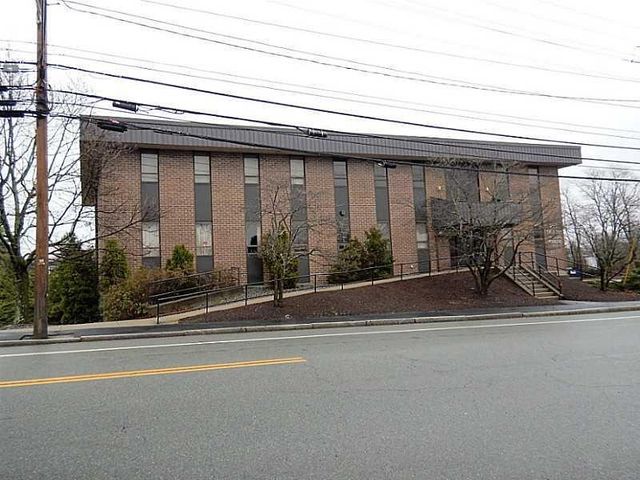 250 Wampanoag Trail 305, East Providence, RI 02914