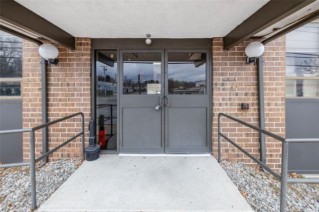 250 Wampanoag Trail 305, East Providence, RI 02914