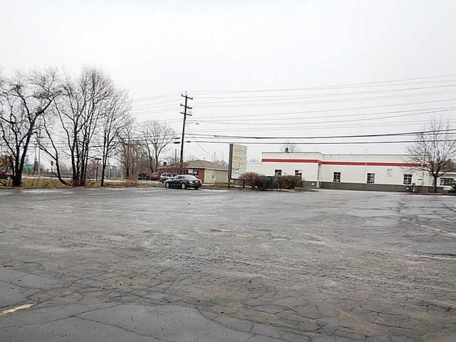 250 Wampanoag Trail 305, East Providence, RI 02914