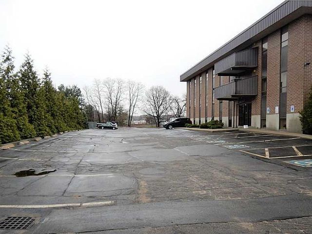 250 Wampanoag Trail 305, East Providence, RI 02914