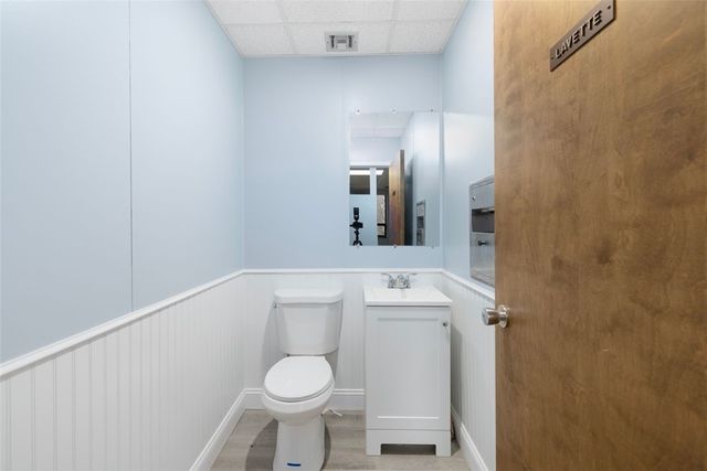 250 Wampanoag Trail 305, East Providence, RI 02914