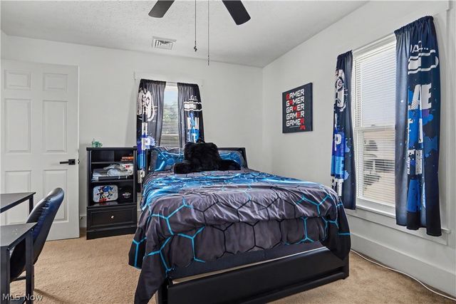 704 Pomeroy Pike, Belpre, OH 45714