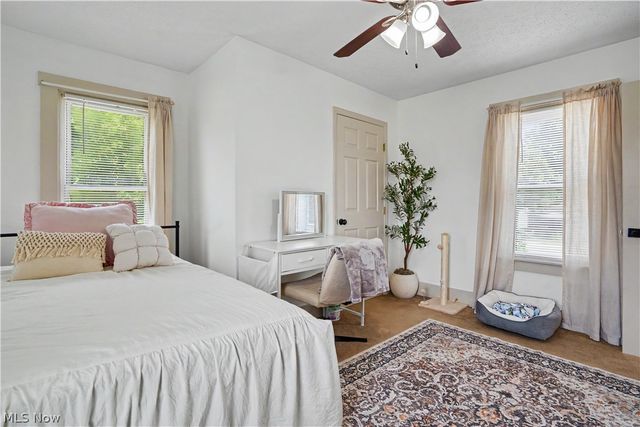 704 Pomeroy Pike, Belpre, OH 45714