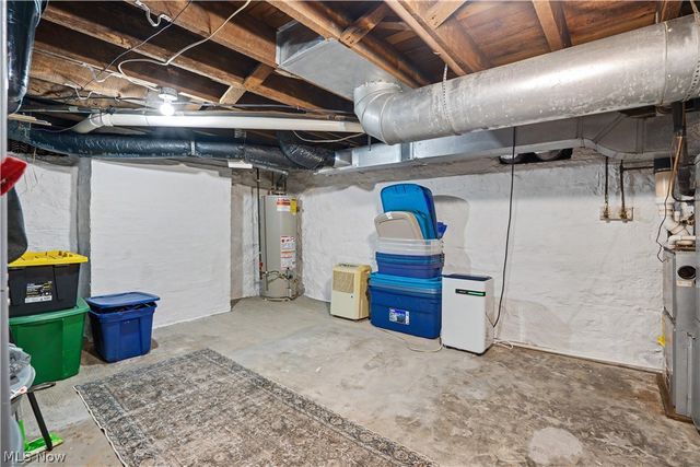 704 Pomeroy Pike, Belpre, OH 45714