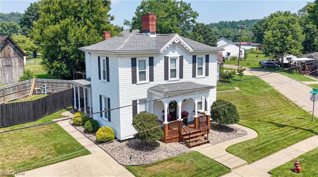 704 Pomeroy Pike, Belpre, OH 45714