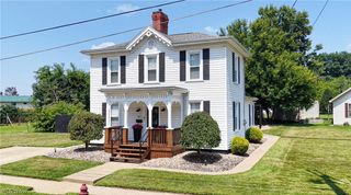 704 Pomeroy Pike, Belpre, OH 45714