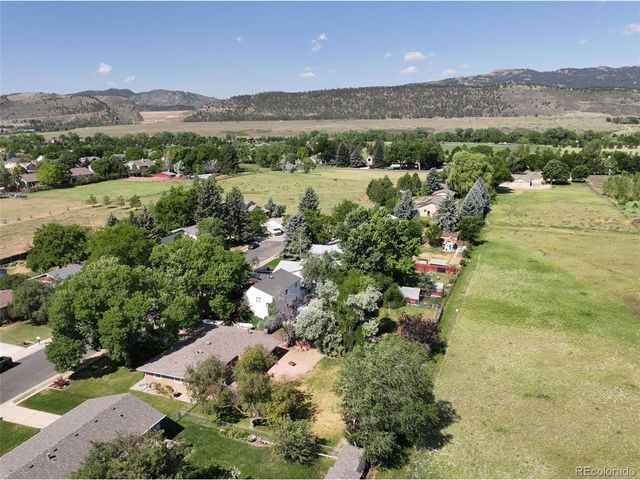 2218 Primrose Dr, Fort Collins, CO 80526