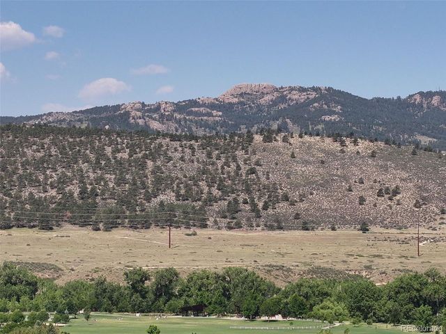 2218 Primrose Dr, Fort Collins, CO 80526