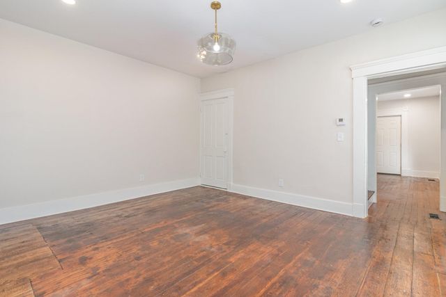 214 W 9th Street, Newport, KY 41071