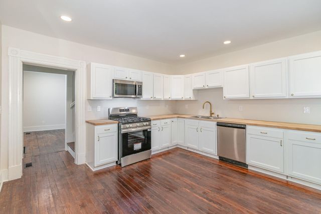 214 W 9th Street, Newport, KY 41071