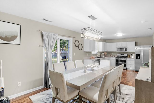 958 Kitner Avenue, Avon, IN 46123